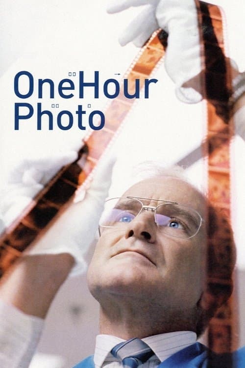 One Hour Photo — poster